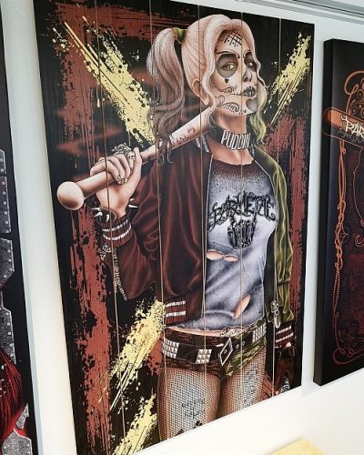 Barmetal Barsquad Design auf Holzlatten 90x60 CM