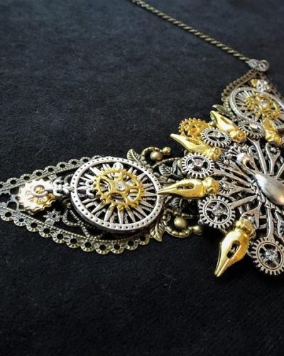 Steampunk Halskette Pfau