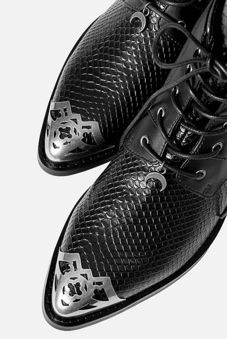 Restyle Stiefeletten Shadow Wing Pikes