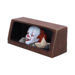It Pennywise Figur Drain mit Licht – Bild 2